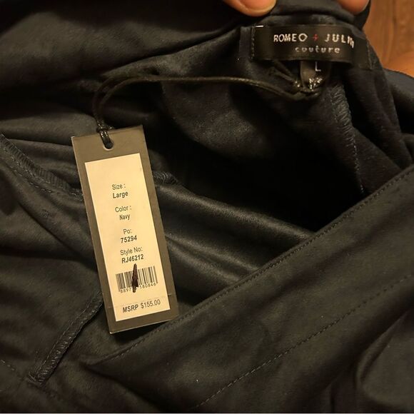 New Romeo and Juliet coat - Picture 3 of 4